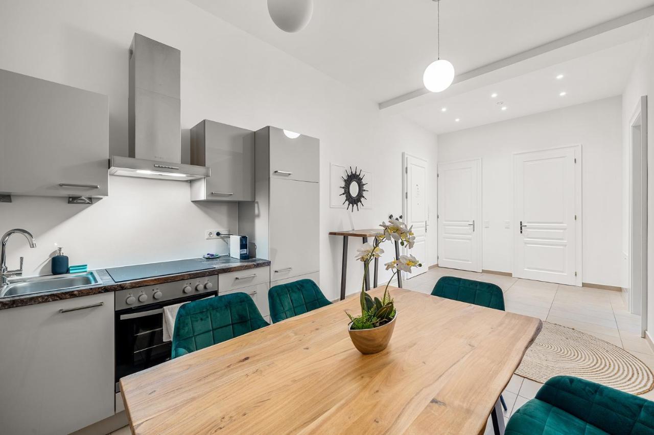 Vienna Chic Residences #Suite 7 Ngoại thất bức ảnh
